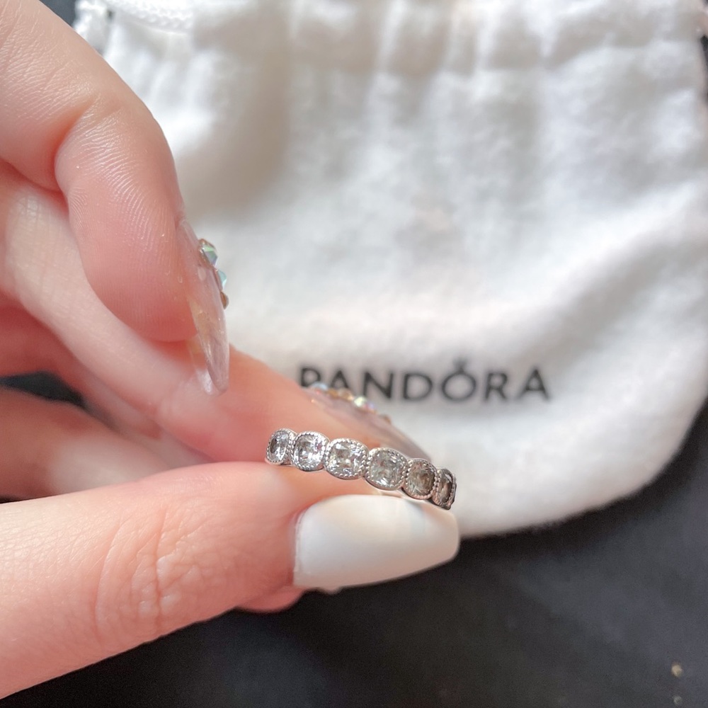 Pandora ring